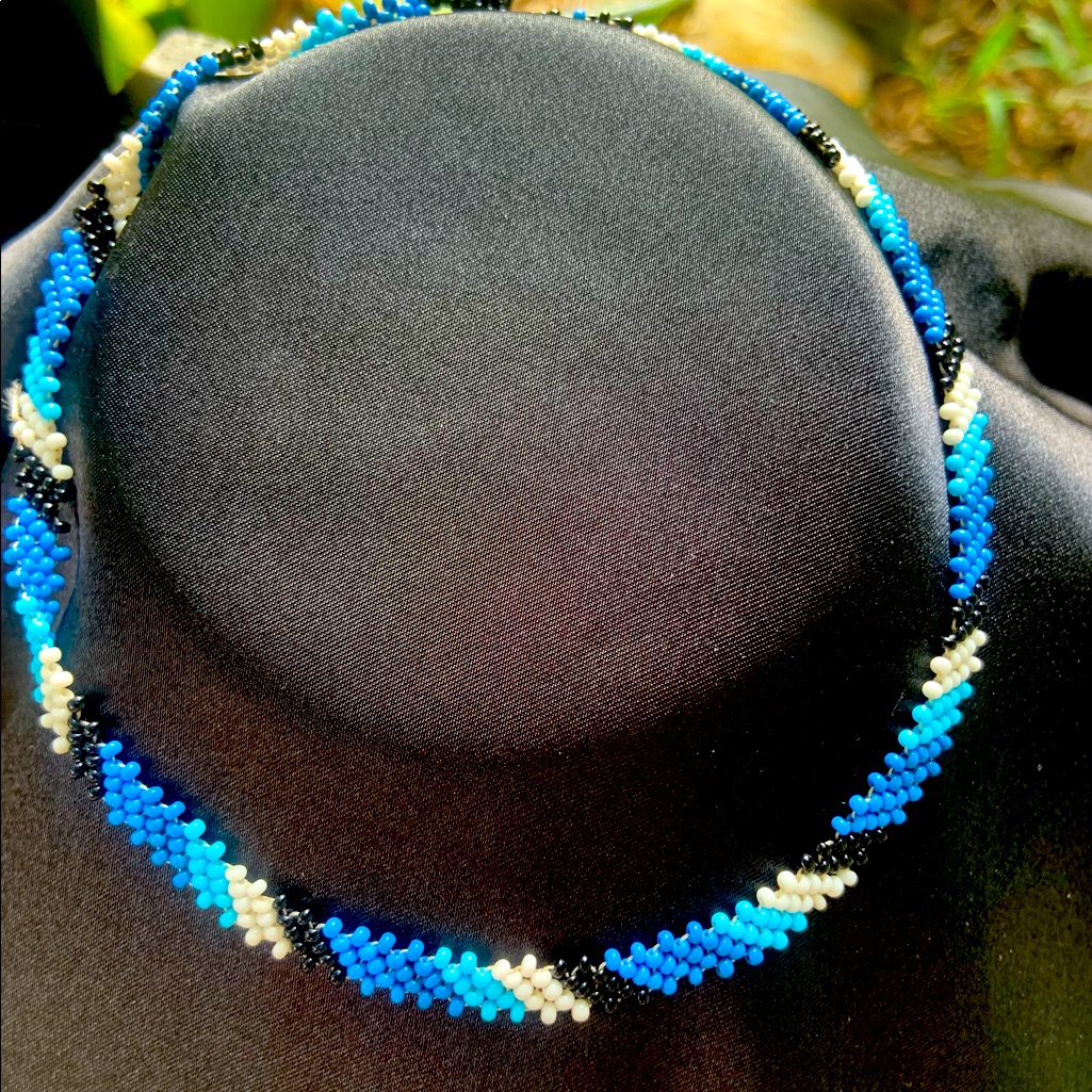 Skyblue Bead Choker Necklace Wixarika Art 14$